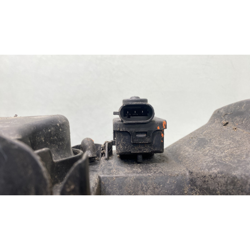 Optique avant principal droit (feux)(phare) RENAULT MASTER 2 Photo n°3