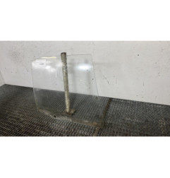 Vitre arriere droit PEUGEOT 306