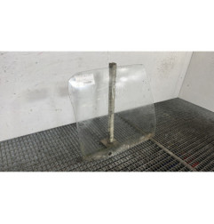 Vitre arriere droit PEUGEOT 306