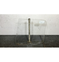 Vitre arriere droit PEUGEOT 306