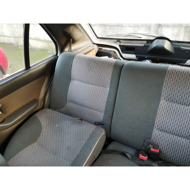 Vitre arriere droit PEUGEOT 306 Photo n°15
