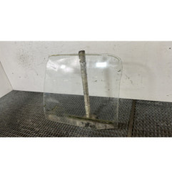 Vitre arriere gauche PEUGEOT 306