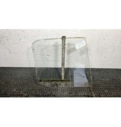 Vitre arriere gauche PEUGEOT 306