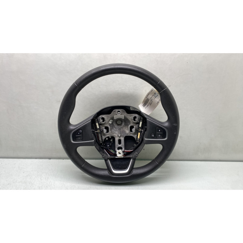 Volant RENAULT CLIO 4 Photo n°1