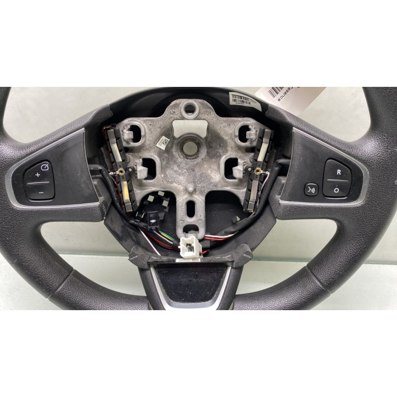 Volant RENAULT CLIO 4 Photo n°2