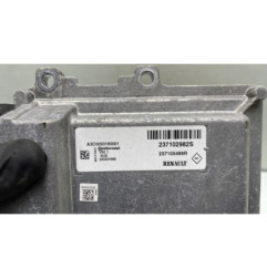 Calculateur moteur RENAULT CLIO 4