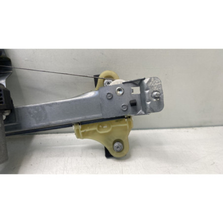 Leve vitre electrique avant droit RENAULT CLIO 4
