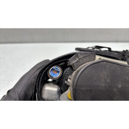 Pretensionneur de ceinture avant droit RENAULT CLIO 4