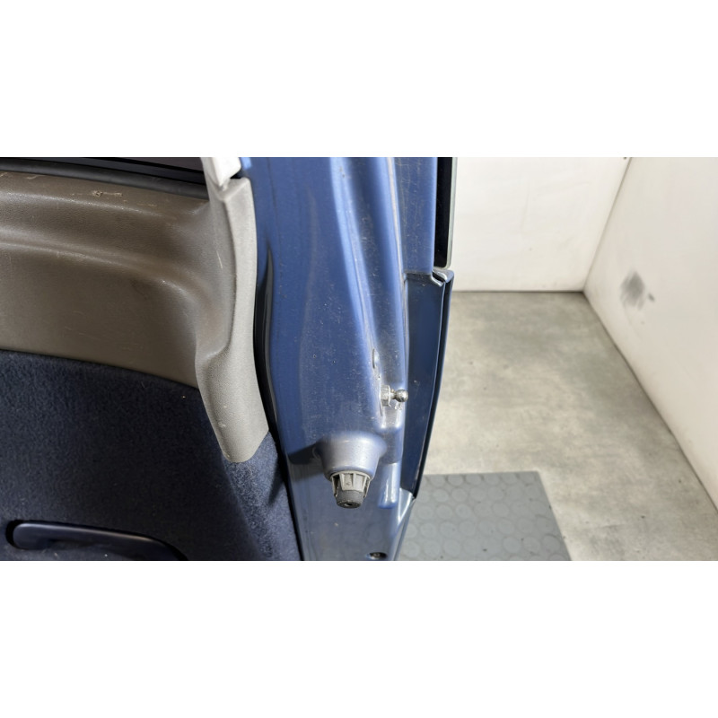 Malle/Hayon arriere RENAULT ESPACE 4 Photo n°8