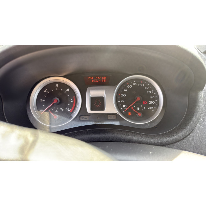 Custode arriere gauche (porte) RENAULT CLIO 3 Photo n°12