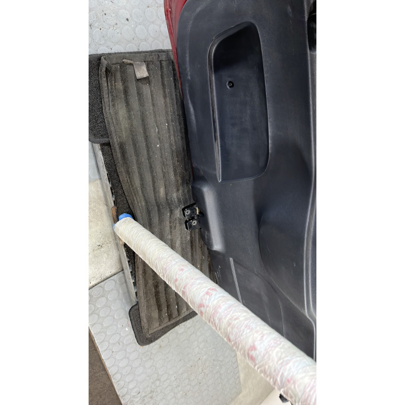 Malle/Hayon arriere RENAULT CLIO 3 Photo n°12