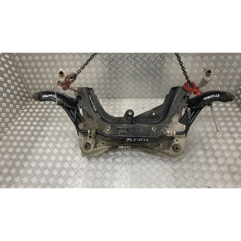 Berceau avant RENAULT CLIO 3 Photo n°1