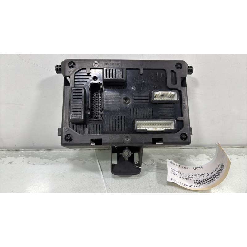 Boitier UCH RENAULT CLIO 3 Photo n°1
