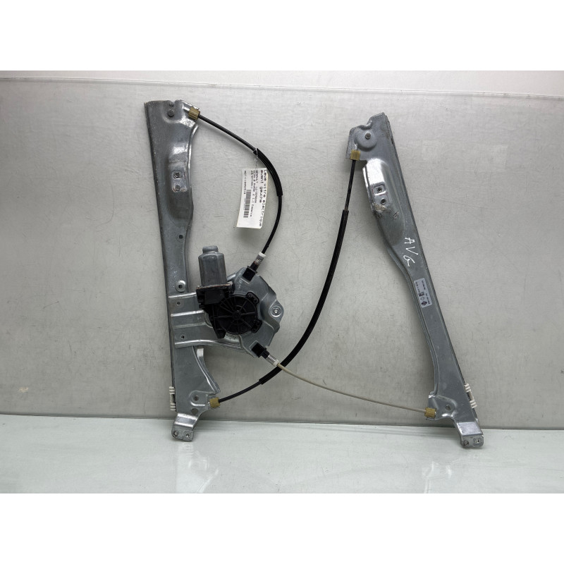 Leve vitre electrique avant gauche RENAULT CLIO 3 Photo n°5