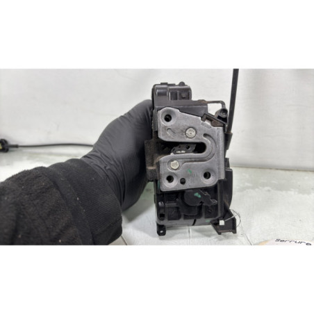 Serrure avant droit RENAULT CLIO 3