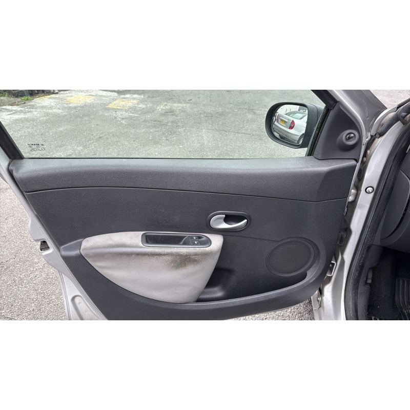 Cremaillere assistee RENAULT CLIO 3 Photo n°13