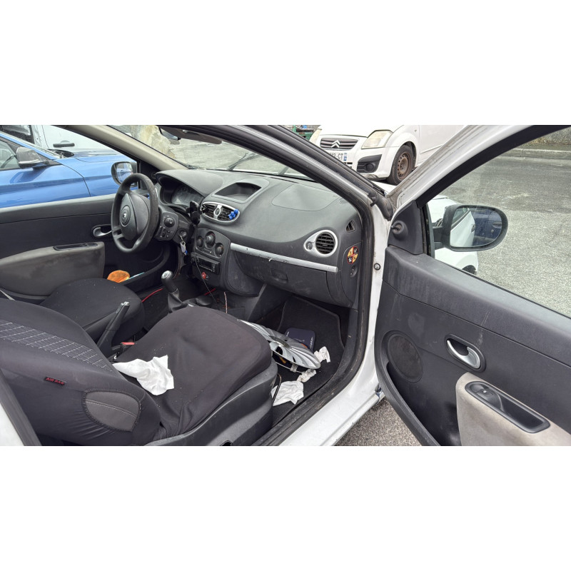 Serrure avant droit RENAULT CLIO 3 Photo n°14