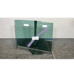 Vitre arriere droit RENAULT CLIO 3 Photo n°1