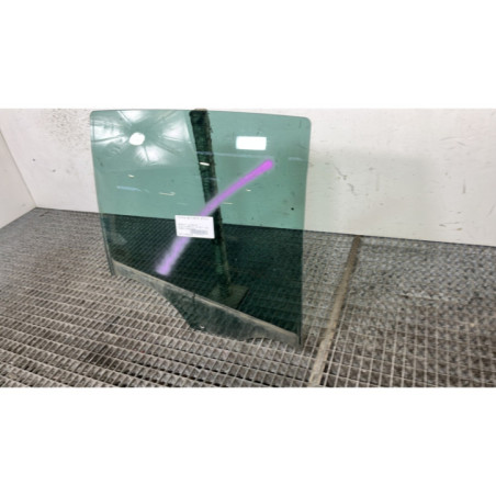 Vitre arriere droit RENAULT CLIO 3