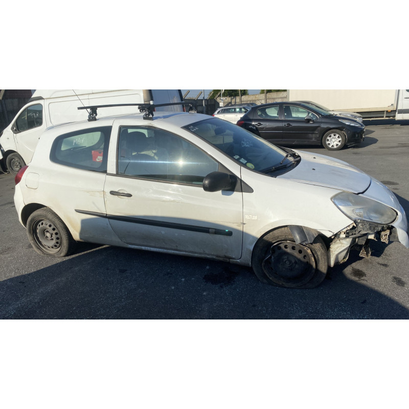 Serrure avant gauche RENAULT CLIO 3 Photo n°14