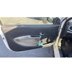 Serrure avant gauche RENAULT CLIO 3