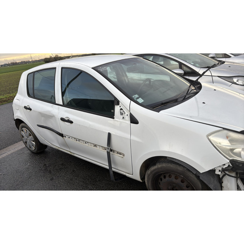 Aile avant droit RENAULT CLIO 3 Photo n°13