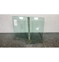 Vitre arriere droit RENAULT CLIO 3 Photo n°1