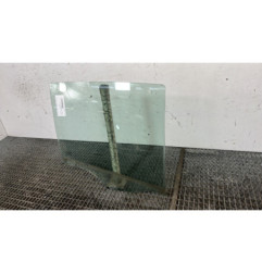 Vitre arriere droit RENAULT CLIO 3