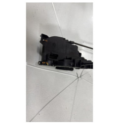 Serrure avant droit RENAULT CLIO 3