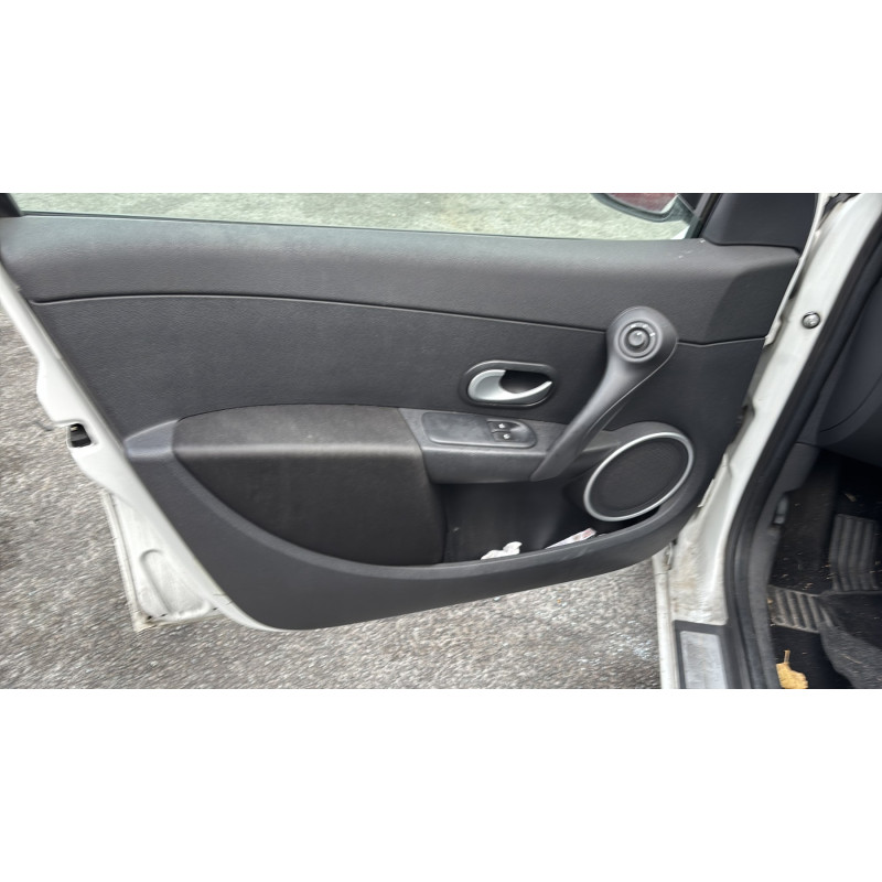 Serrure avant droit RENAULT CLIO 3 Photo n°14