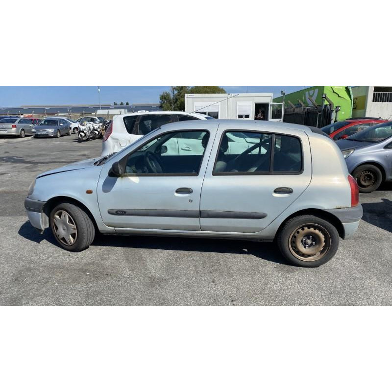 Eclairage de plaque RENAULT CLIO 2 Photo n°20