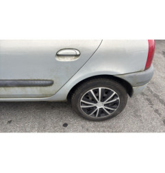 Calandre RENAULT CLIO 2