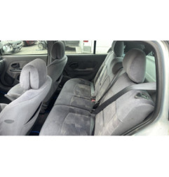Calandre RENAULT CLIO 2