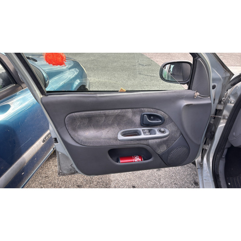 Aile avant gauche RENAULT CLIO 2 Photo n°13