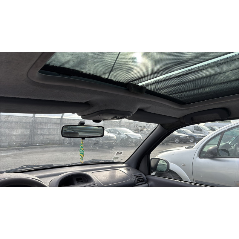 Aile avant gauche RENAULT CLIO 2 Photo n°19