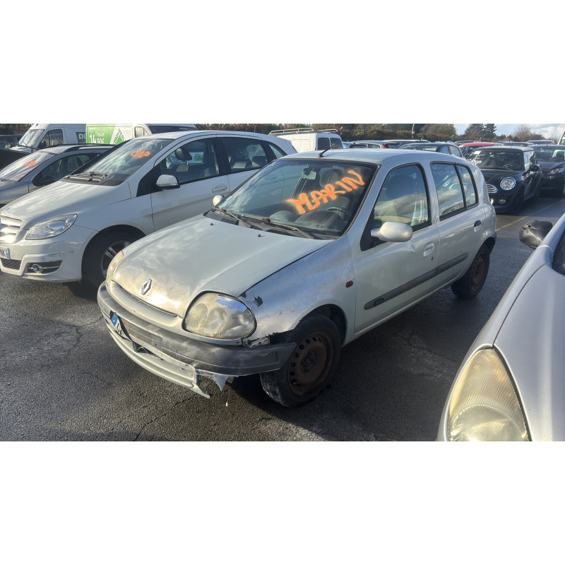 Vitre arriere droit RENAULT CLIO 2 Photo n°11