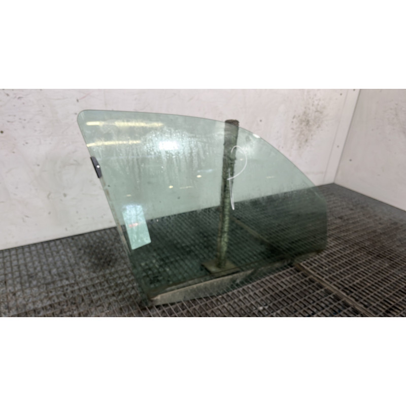Vitre avant droit RENAULT CLIO 2 Photo n°3