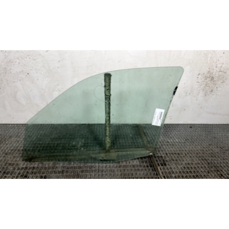 Vitre avant droit RENAULT CLIO 2 Photo n°4