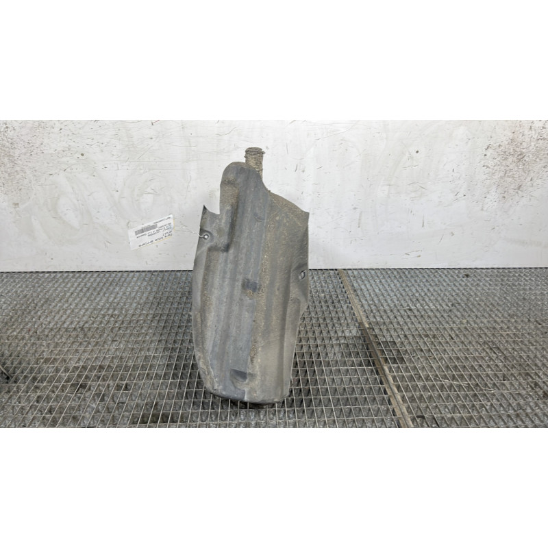 Pare boue arriere droit RENAULT CLIO 2 Photo n°1