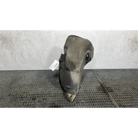 Pare boue arriere gauche RENAULT CLIO 2 Photo n°1