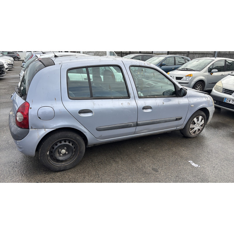 Feu arriere principal gauche (feux) RENAULT CLIO 2 Photo n°10