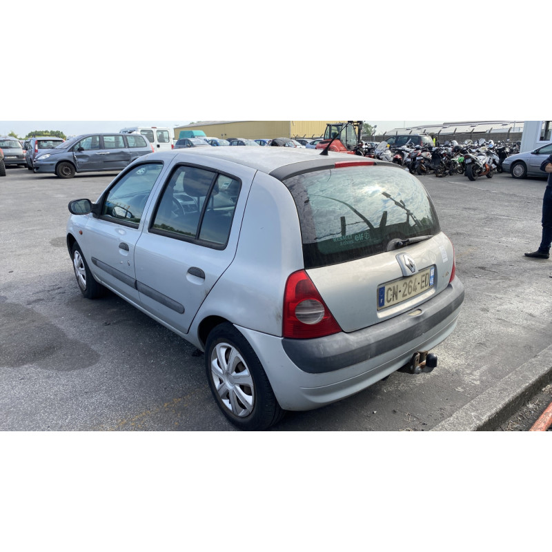Feu arriere principal droit (feux) RENAULT CLIO 2 Photo n°9