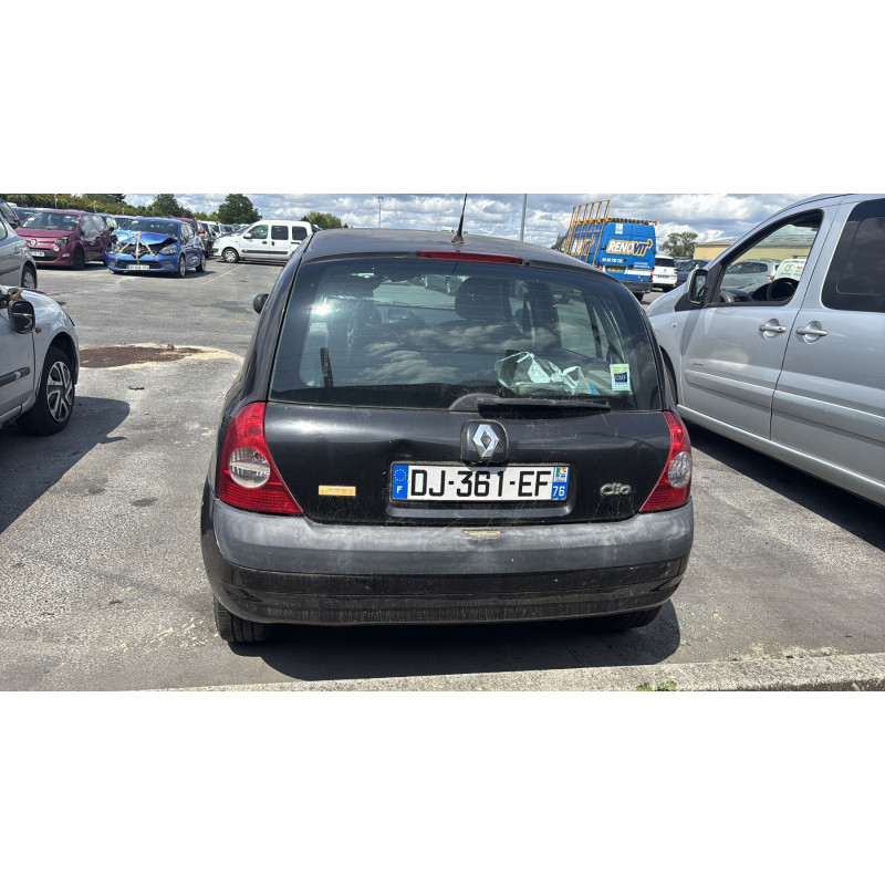 Vitre avant gauche RENAULT CLIO 2 Photo n°9