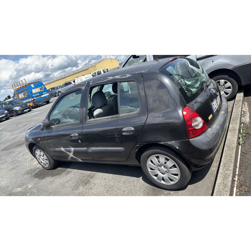 Vitre avant gauche RENAULT CLIO 2 Photo n°10