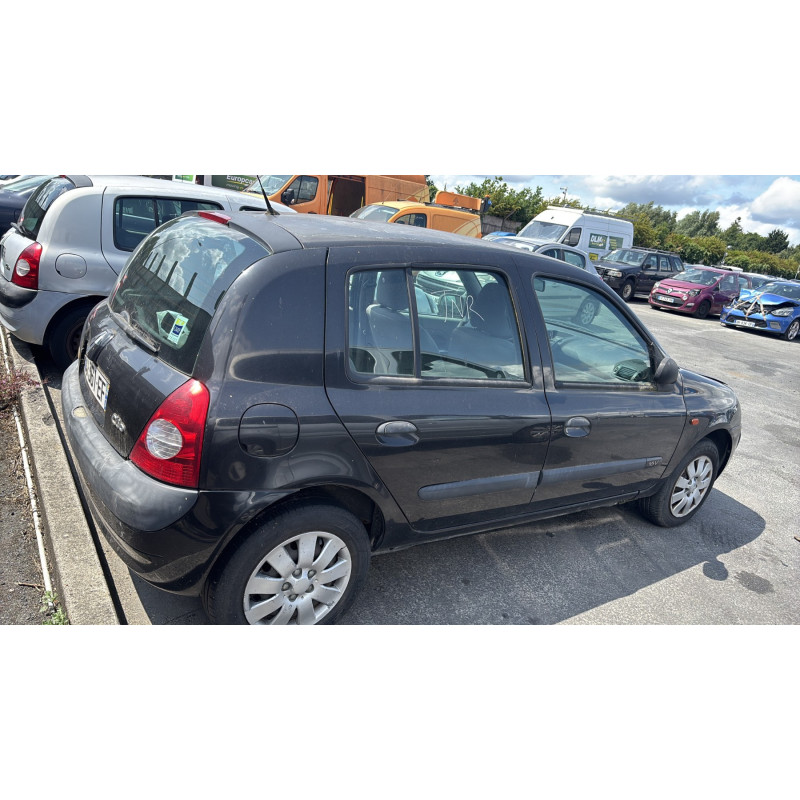 Vitre avant gauche RENAULT CLIO 2 Photo n°11