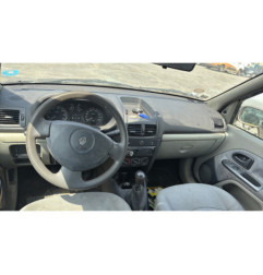 Vitre avant gauche RENAULT CLIO 2