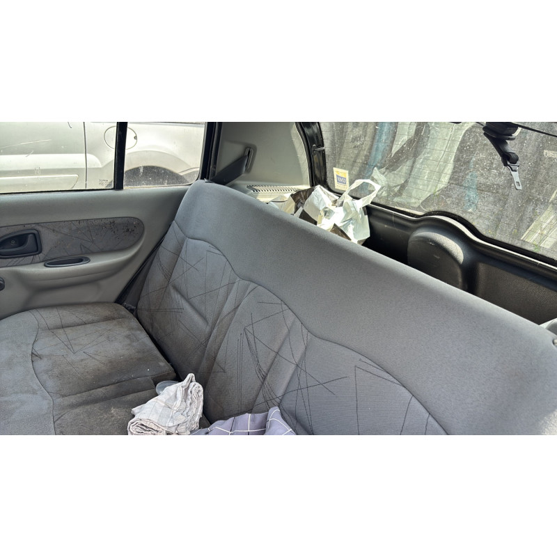 Vitre avant gauche RENAULT CLIO 2 Photo n°16