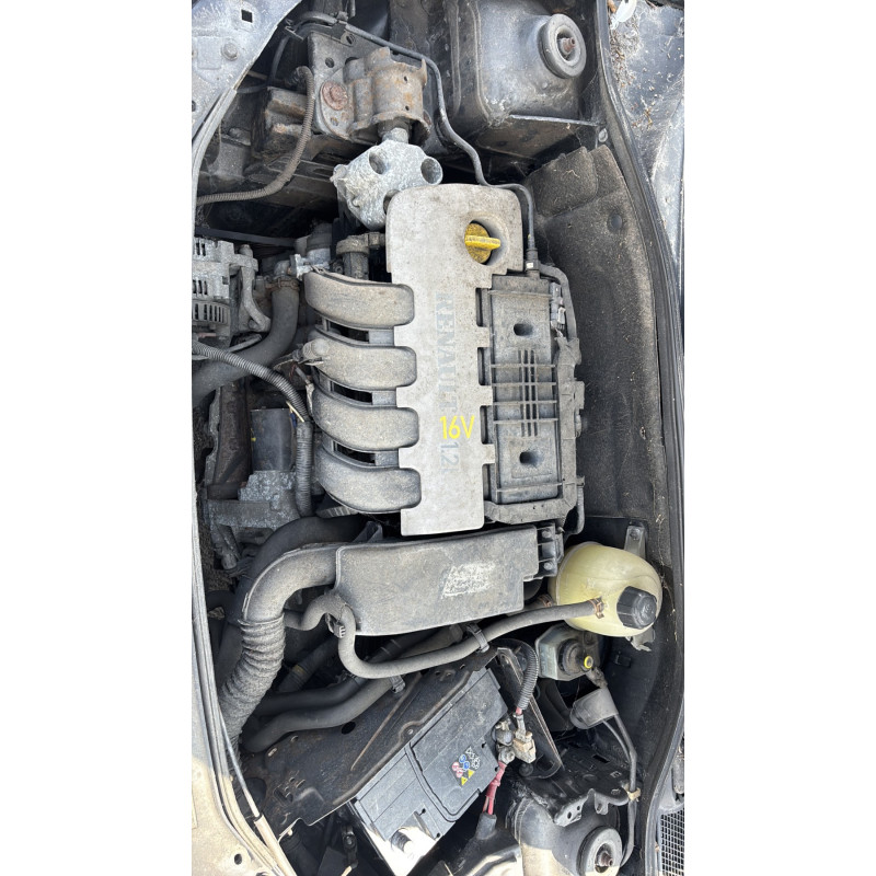 Vitre avant gauche RENAULT CLIO 2 Photo n°20