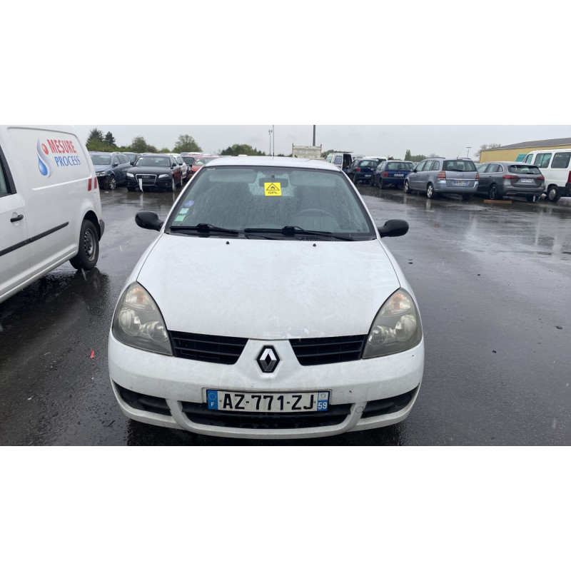 Aile avant gauche RENAULT CLIO 2 CAMPUS Photo n°12