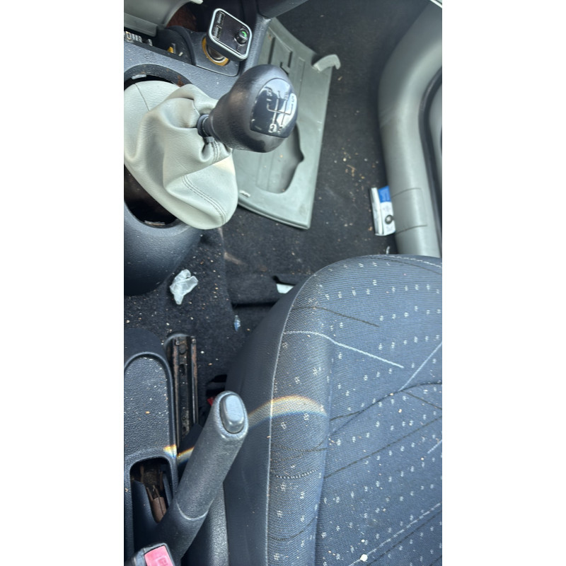 Poignee interieur arriere droit RENAULT CLIO 2 Photo n°17